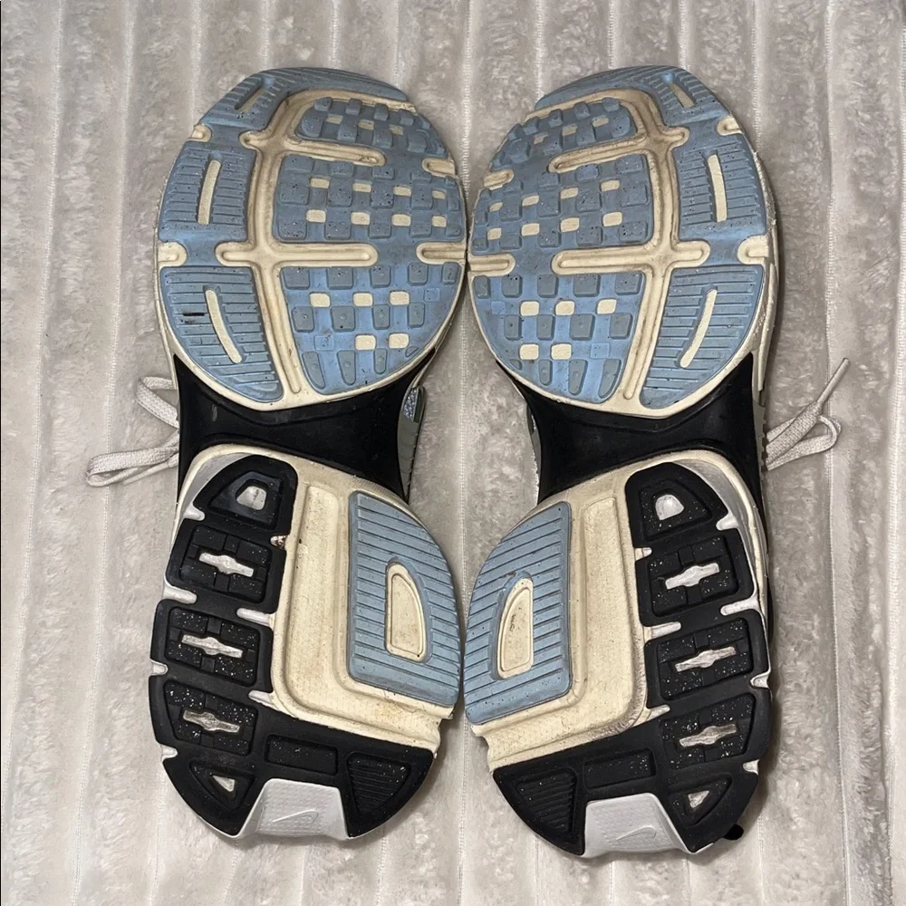 Nike V2K Run | Size 10